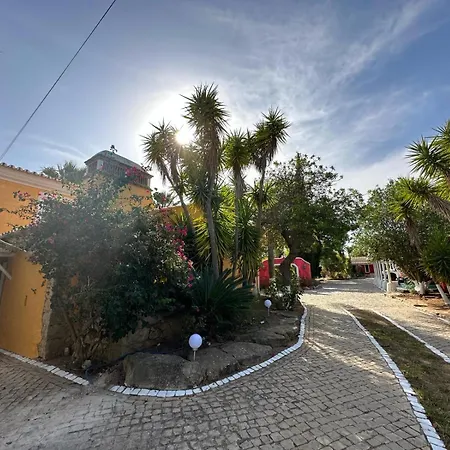 Nuriah Boutique House Boliqueime