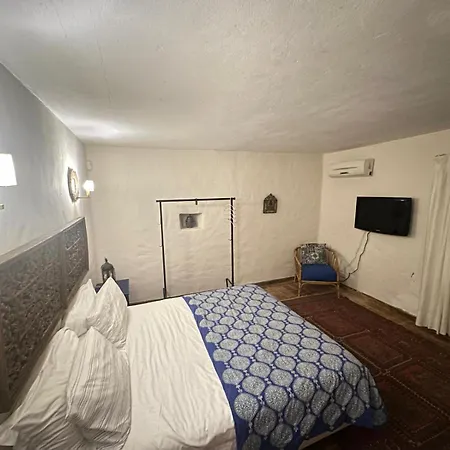 Nuriah Boutique House 볼리케임