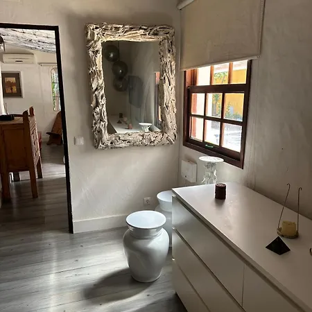 Nuriah Boutique House