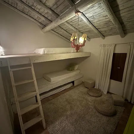Nuriah Boutique House Guest house