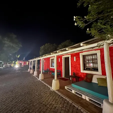 Nuriah Boutique House Konukevi Boliqueime