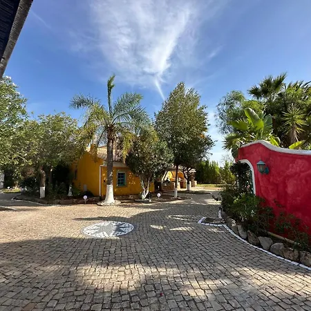 Nuriah Boutique House Boliqueime