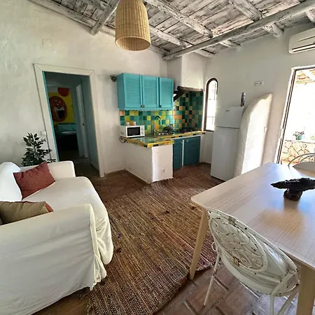 Nuriah Boutique House