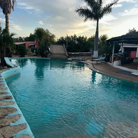 Nuriah Boutique House Konukevi Boliqueime